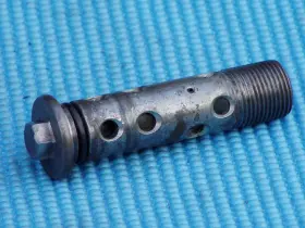 15473-300-300 Honda Cb750 Cb500 Cb900 Gl1100 Cb550 Cbx Cb350 Gl1000 Gl1200 Gl Oil Filter Bolt
