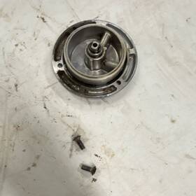 Honda 15481-302-010 Cl175 Oil Filter Housing / Cover
