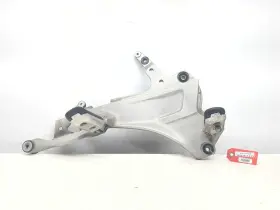 50700-mt3-000 Honda 91-02 St 1100 St1100 Passenger Footpeg Bracket Rear Step Mount Footrest