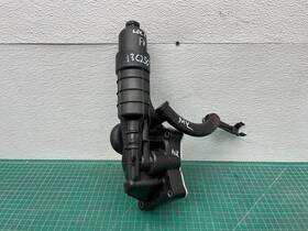Mercedes-benz 70358306 12-14 Mercedes-benz W204 C250 1.8l Engine Oil Filter Housing Oem