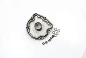 16531-49210 Suzuki 1982 Gs1100e Engine Oil Filter Cover