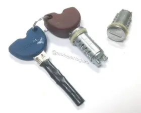 1b005661 Vespa Original Oe 573225 Oem Lock Cylinders With Keys For Et2 Et4 Lx 150 Lxv