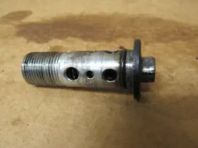 2h7-13340-00-00 Yamaha 1983 Venture Royal Xvz12tdk Oil Filter Cover Bolt