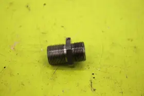 9040120145 Yamaha 1999 2000 Yzf R6 Oil Filter Union Bolt Original Oem