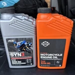 Harley-davidson Motor Oil Screamin' Eagle Genuine SYN3Q &20W-50 New. Price: $19.00.